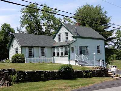 97 Waite Corner Rd North Brookfield, MA 01535
