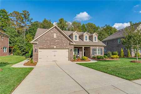 5201 Poplar Knoll Dr Matthews, NC 28105