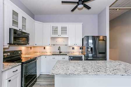 2205 Mckinney St Houston, TX 77003