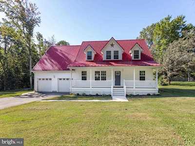 40853 Bishop Rd Mechanicsville, MD 20659