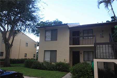 6549 Somerset Dr #201 Boca Raton, FL 33433