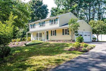 39 Washington Dr Sudbury, MA 01776