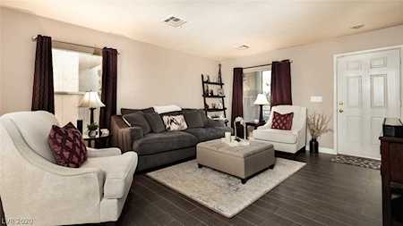 587 Siciliano St Las Vegas, NV 89138