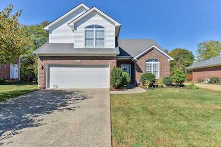 3928 Stonyrun Dr Louisville, KY 40220