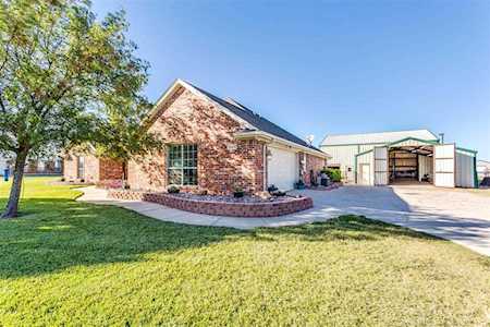 2624 Comanche Moon Drive Saginaw, TX 76179