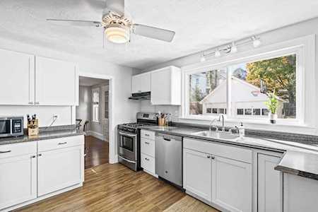 87 Gould Street Wakefield, MA 01880