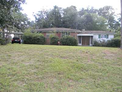 6 Laurina St Jacksonville, FL 32216