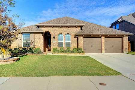 9621 Pickwick Trail Fort Worth, TX 76131
