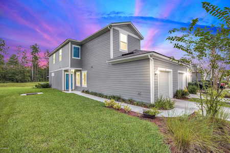 643 Servia Dr St Johns, FL 32259