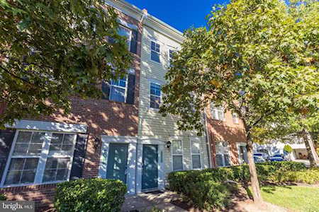 42433 Goldenseal Square Brambleton, VA 20148