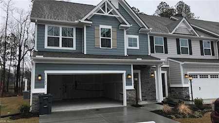 1762 Barkadeer Cove Chesapeake, VA 23323