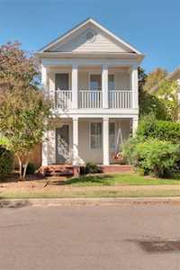 943 River Breeze Dr Memphis, TN 38103