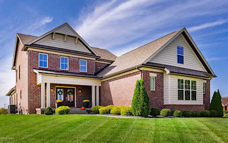 1077 Champions Cir Simpsonville, KY 40067