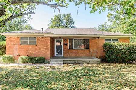 3529 Bewley Street North Richland Hills, TX 76117