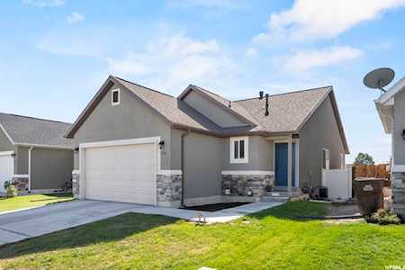 1712 E Shadow Dr Eagle Mountain, UT 84005