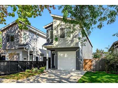 909 E 6th St Newberg, OR 97132