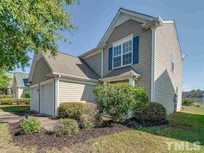 2038 Groundwater Place Raleigh, NC 27610