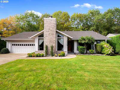 32325 SW Estates Post Rd Wilsonville, OR 97070
