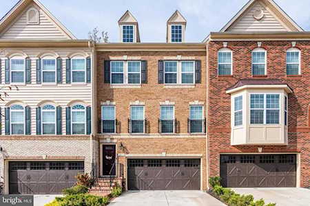 3817 Pentland Hills Dr Upper Marlboro, MD 20774