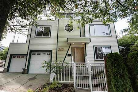 2018 Stainsbury Avenue Vancouver, BC V5N 2M8