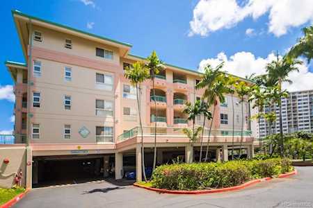 1070 Ala Napunani Street #103 Honolulu, HI 96818
