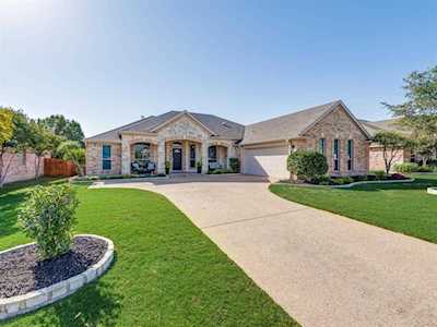 350 Cedar Crest Drive Justin, TX 76247