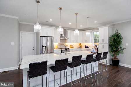 1114 Riverview Ln Conshohocken, PA 19428