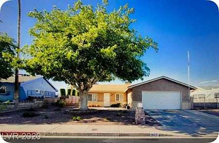603 Fernbrook Dr Henderson, NV 89002