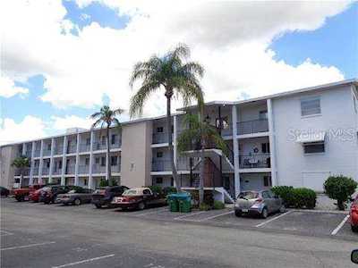 2034 Canal Dr #M32 Bradenton, FL 34207