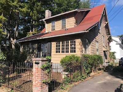 87 Farragut Ave Providence, RI 02905