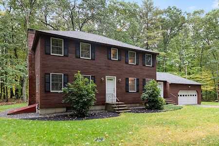 17 Mount Lebanon Street Pepperell, MA 01463