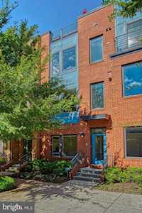 2990 District Ave Fairfax, VA 22031