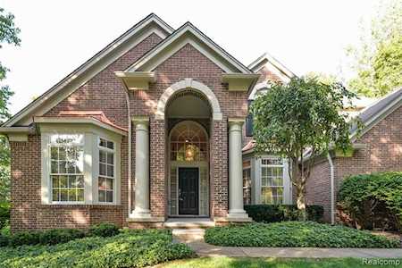 9337 Amherst Dr Brighton Twp, MI 48114