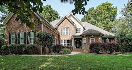 6830 Barefoot Cove Ct Denver, NC 28037