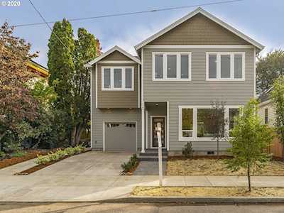 4046 NE Rodney Ave Portland, OR 97212