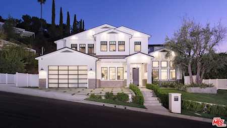 16656 Oldham Street Encino, CA 91436