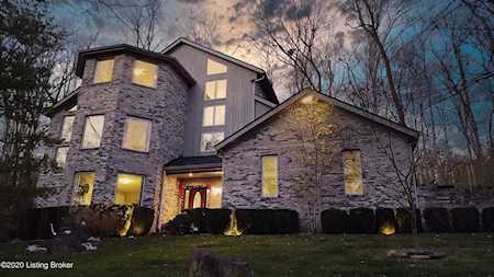 2607 Phoenix Hill Dr Louisville, KY 40207