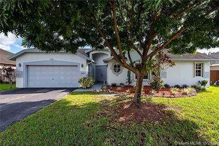 492 Barbri Ln Davie, FL 33325