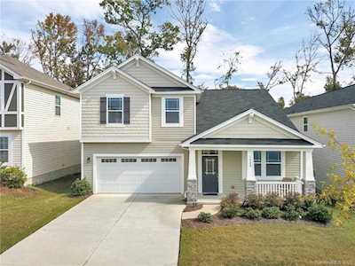 1422 Kings Grove Dr York, SC 29745