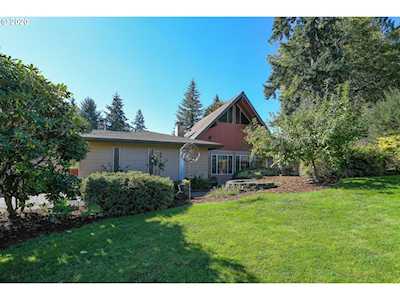 12418 NE 16th Ave Vancouver, WA 98685