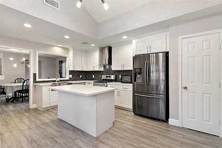 13534 Cedar Point Dr Cypress, TX 77429