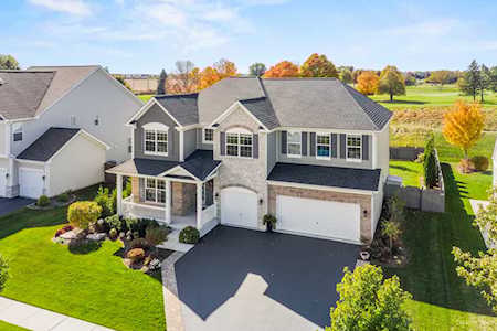 111 Bluegrass Parkway Oswego, IL 60543
