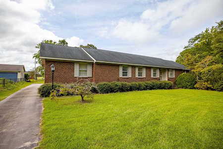 3527 Banna Lane Farmville, NC 27828