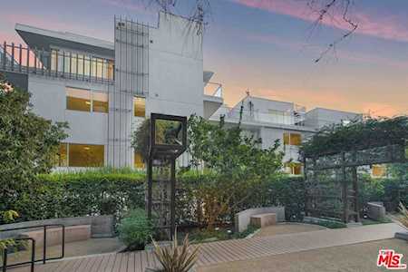 1345 Havenhurst Drive #10 West Hollywood, CA 90046