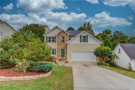 913 Kendall Park Dr Winder, GA 30680