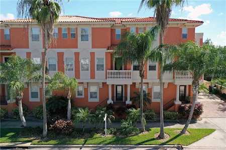 907 Villa Venicia WAY Tampa, FL 33606