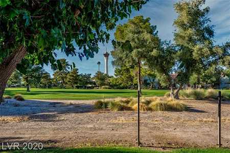 778 Oakmont Ave #311 Las Vegas, NV 89109