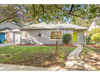 7927 SW 11th Ave Portland, OR 97219