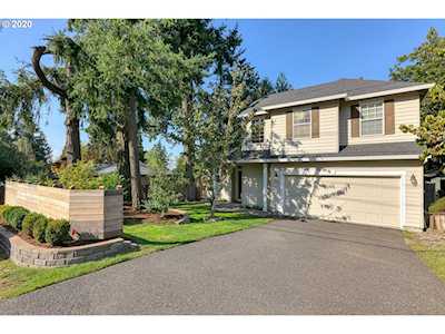 11255 SW Capitol Hwy Portland, OR 97219