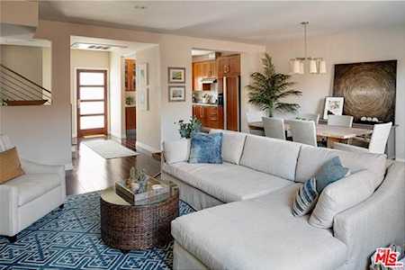 1537 16th Street #102 Santa Monica, CA 90404